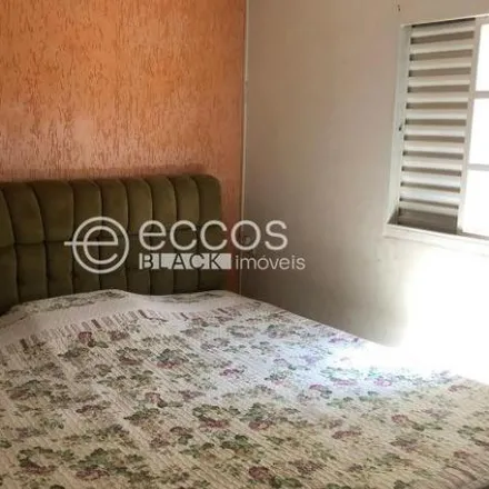 Buy this 3 bed house on Alameda Bladilei Alves Cardoso in Jardim Holanda, Uberlândia - MG