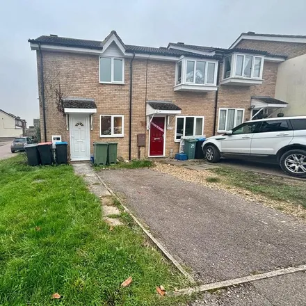 Rent this 3 bed house on Rivetts Close in Olney, MK46 5PB