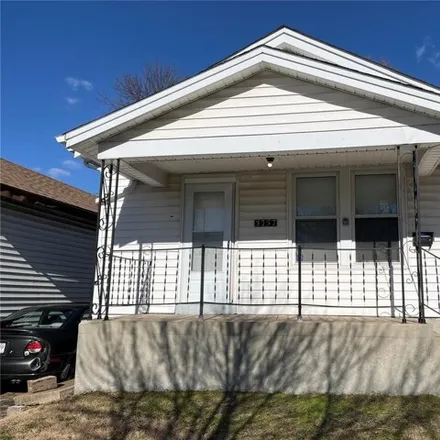 Buy this 1 bed house on 3777 Neosho Street in St. Louis, MO 63116