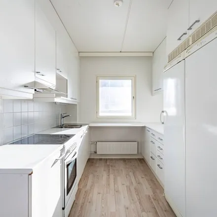 Rent this 4 bed apartment on Viikinportti 2 in 00790 Helsinki, Finland