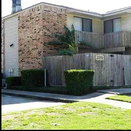Image 1 - 8218 Westgate Drive, Beaumont, TX 77706, USA - House for rent
