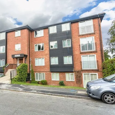 Rent this 1 bed apartment on Reedham Drive in London, CR8 4DT