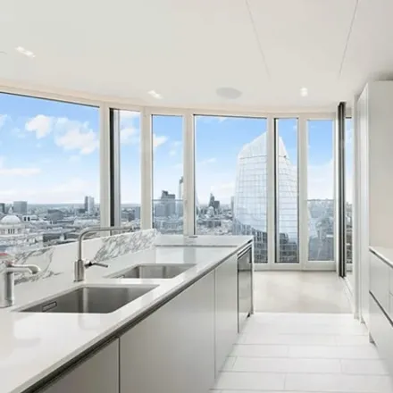 Rent this 3 bed house on South Bank Tower in Stamford Street, Bankside