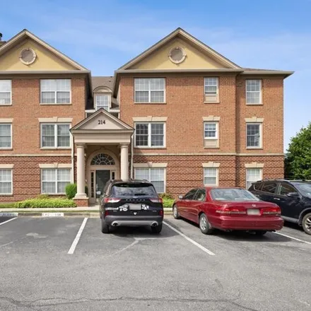 Buy this 3 bed condo on 214 Ridgepoint Pl Unit 214-24 in Gaithersburg, Maryland
