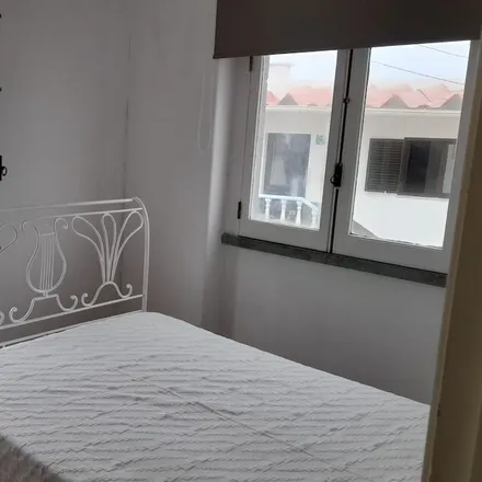 Rent this 3 bed house on 2705-329 Distrito da Guarda