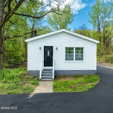 Buy this 3 bed house on 40 Morris Road in Lisha Kill, City of Schenectady