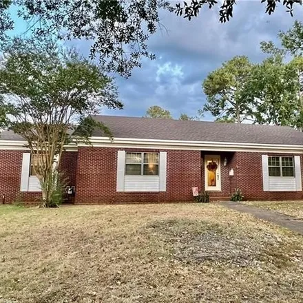 Buy this 3 bed house on 1632 Jewel Street in Pineville, LA 71360