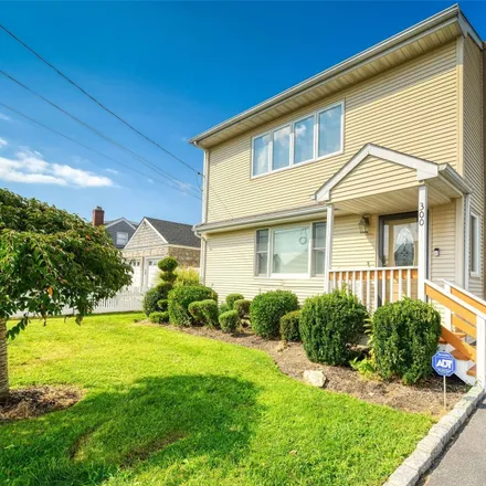 Rent this 1 bed house on 300 East Drive in Copiague Harbor, Copiague
