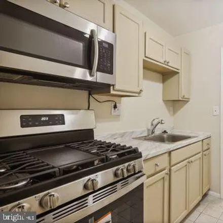 Image 5 - 3813 Saint Barnabas Road, Silver Hill Park, Suitland, MD 20746, USA - Condo for sale