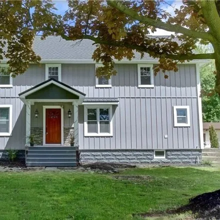 Buy this 5 bed house on 1251 Madison Avenue in Painesville, OH 44077