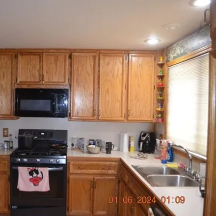 Image 9 - 42811 Wilmington Dr, Sterling Heights, Michigan, 48313 - House for sale