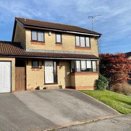Rent this 4 bed house on Shetland Way in Nailsea, BS48 2UW