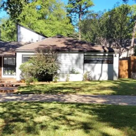Buy this 5 bed house on 1627 Centenary Drive in Longview, TX 75601