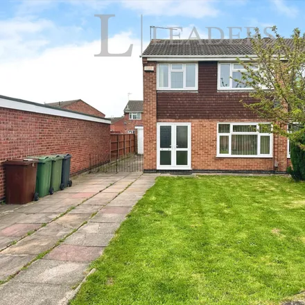 Rent this 3 bed duplex on Murdoch Rise in Loughborough, LE11 5YL
