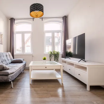 Rent this 3 bed apartment on Schnabelstraße 70 in 30459 Hanover, Germany