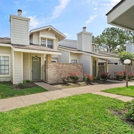 Buy this 2 bed house on 12098 Willow Trail in Houston, TX 77035