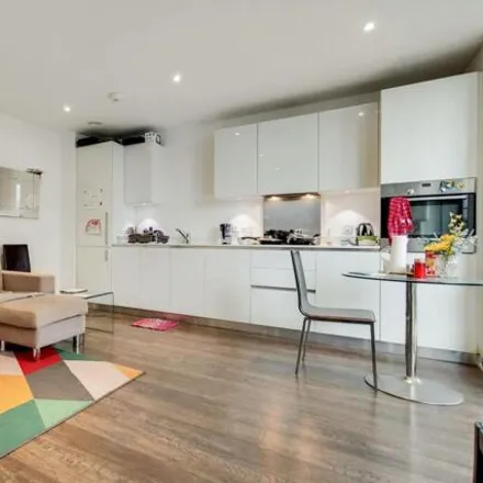 Image 4 - unnamed road, London, SE18 6AB, United Kingdom - Apartment for rent