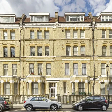 Rent this 2 bed apartment on 92 Elm Park Gardens in London, SW10 9PF