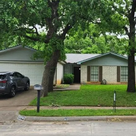 Buy this 3 bed house on 2216 Cottonwood Lane in Bedford, TX 76021