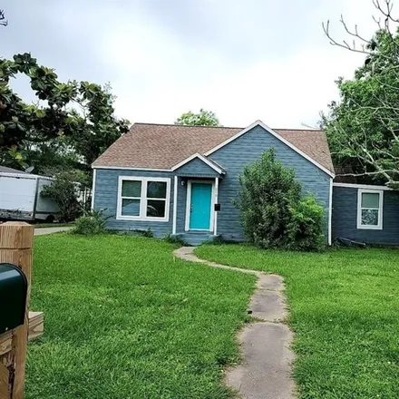 Image 1 - 1218 West 5th Street, Freeport, TX 77541, USA - House for sale
