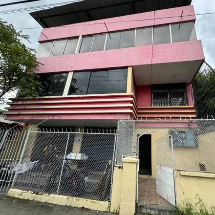 Image 2 - Tecnicenter y Autoservicio Leonela 3, Babahoyo, 090302, Guayaquil, Ecuador - House for sale