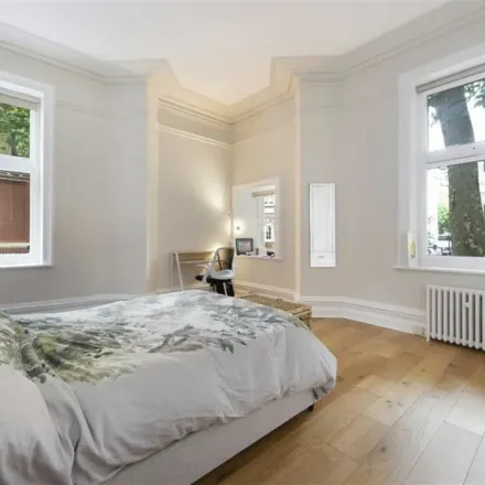 Image 2 - 122-142 Bedford Court Mansions, Adeline Place, London, WC1B 3HX, United Kingdom - Apartment for rent