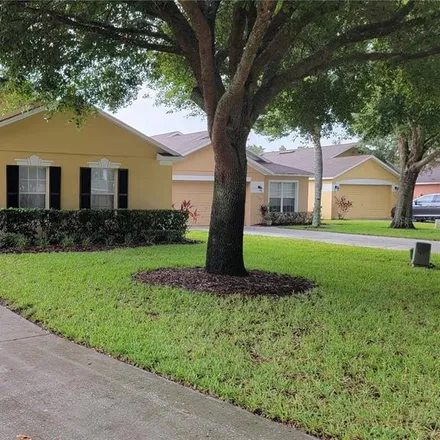 Buy this 3 bed house on 17499 Silver Clear Creek Circle in Lake County, FL 34714