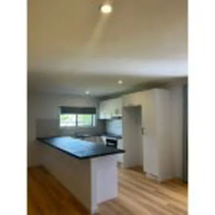 Image 2 - Murlarli Court, East Toowoomba QLD 4250, Australia - Apartment for rent