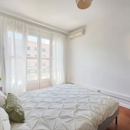 Rent this 1 bed apartment on Repsol in Rua Castilho, 1250-071 Lisbon