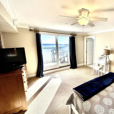 Rent this 4 bed condo on North Wildwood