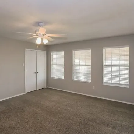 Image 3 - 10021 Fox Hill Drive, Fort Worth, TX 76052, USA - House for rent