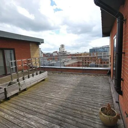 Image 5 - Tuscany House, 19 Dickinson Street, Manchester, M1 4LX, United Kingdom - House for rent
