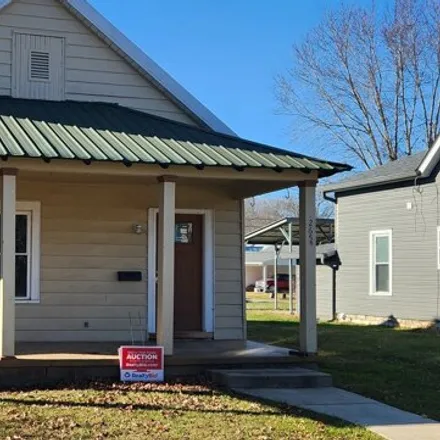 Buy this 3 bed house on 279 North Park Avenue in Spencer, Owen County