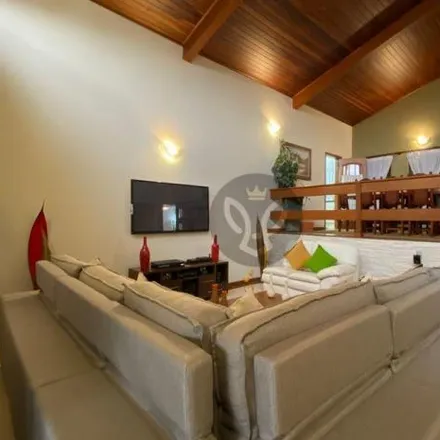Buy this 5 bed house on Avenida Maria Tereza Costa Nalfaul in Parque da Colina, Itatiba - SP
