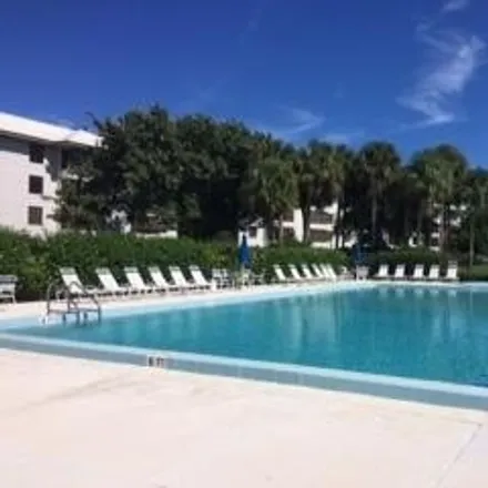 Rent this 2 bed condo on 3570 Whitehall Drive in West Palm Beach, FL 33401
