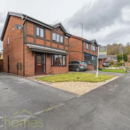 Buy this 3 bed house on Aldford Drive in Atherton, M46 9SU