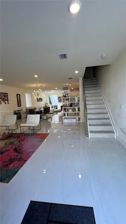 Image 3 - 6612 Northwest 66th Terrace, Doral, FL 33178, USA - Townhouse for rent