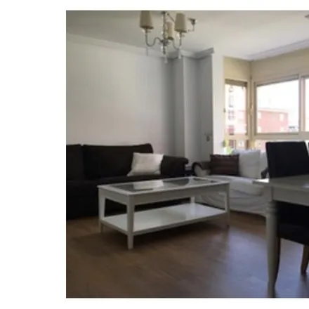 Rent this 2 bed apartment on Madrid in Calle del Monasterio de Silos, 24