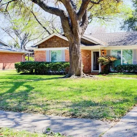 Rent this 3 bed house on 757 Dumont Drive in Richardson, TX 75080