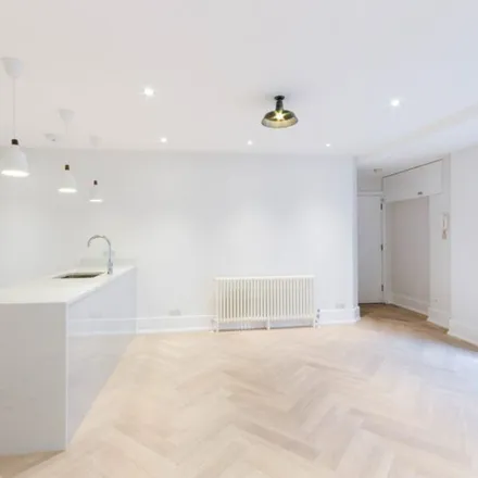 Image 1 - 9 Earlham Street, London, WC2H 9LN, United Kingdom - Apartment for rent