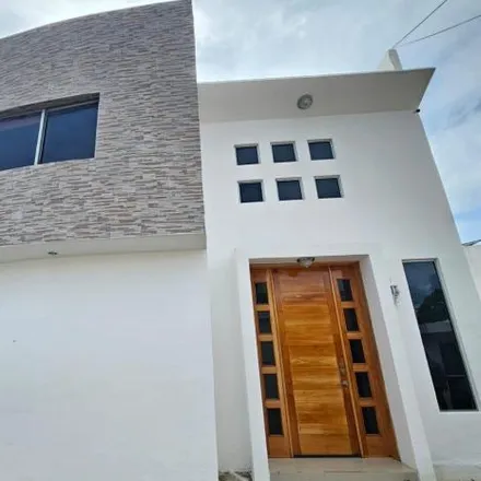 Rent this 3 bed house on Calle Rinconada Yulok in Smz 16, 77505 Cancún