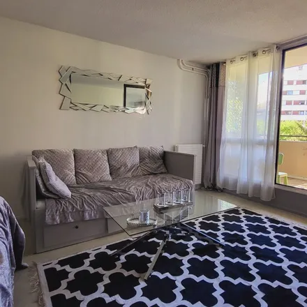 Rent this 3 bed apartment on 5 Rue Albert Londres in 44300 Nantes, France