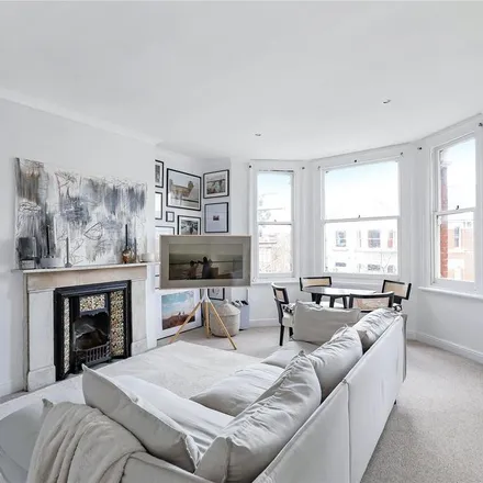 Rent this 2 bed apartment on 15 St Quintin Avenue in London, W10 6PA