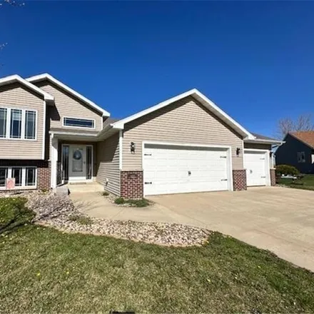 Buy this 5 bed house on 100 Summerfield Court Northeast in Eyota, Olmsted County