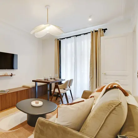 Image 3 - 2 Rue d'Alleray, 75015 Paris, France - Apartment for rent