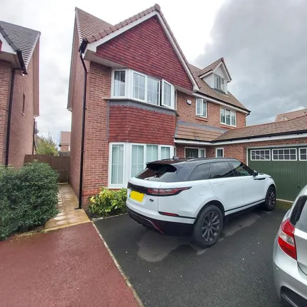 Rent this 5 bed house on 1 Hawthorn Way in Boothstown, M28 1ZS