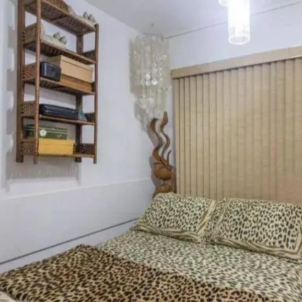Buy this 1 bed apartment on Rua Santo Antônio 345 in República, Região Geográfica Intermediária de São Paulo - SP