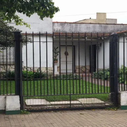 Image 1 - Profesor J. Mariño, Partido de Lomas de Zamora, Temperley, Argentina - House for sale