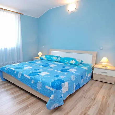 Image 7 - 52450, Croatia - Apartment for rent