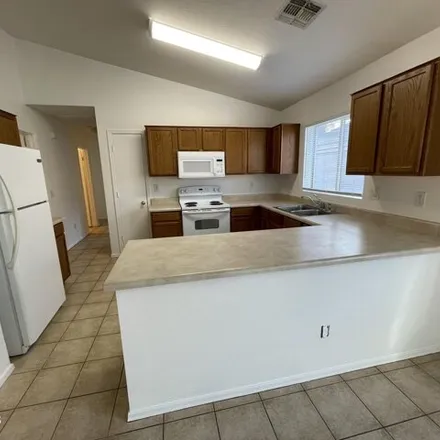 Image 6 - 42772 W Kimberly St, Maricopa, Arizona, 85138 - House for rent